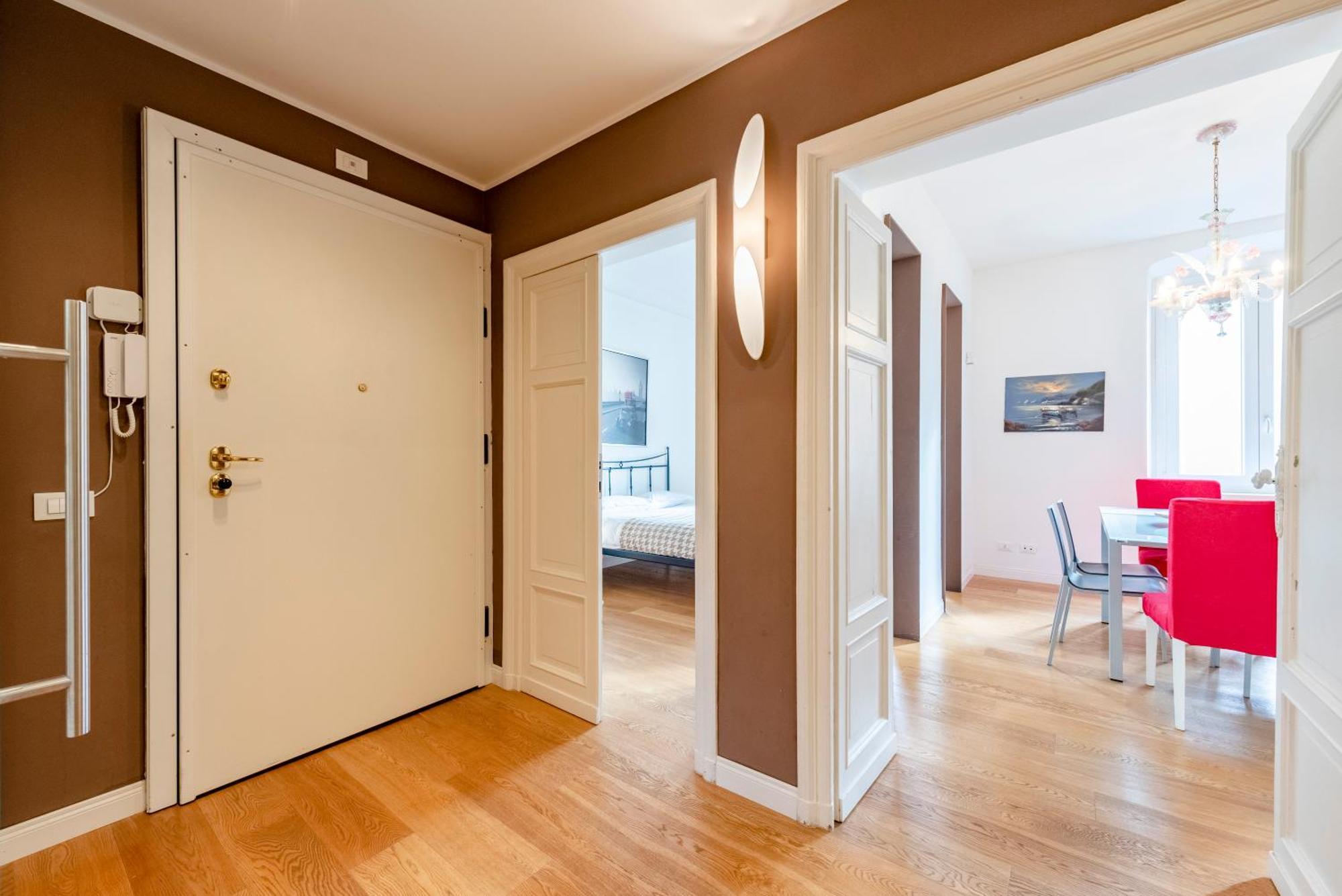 Joivy Family Friendly Apt For 6, Near Royal Palace Museum Genoa Bagian luar foto