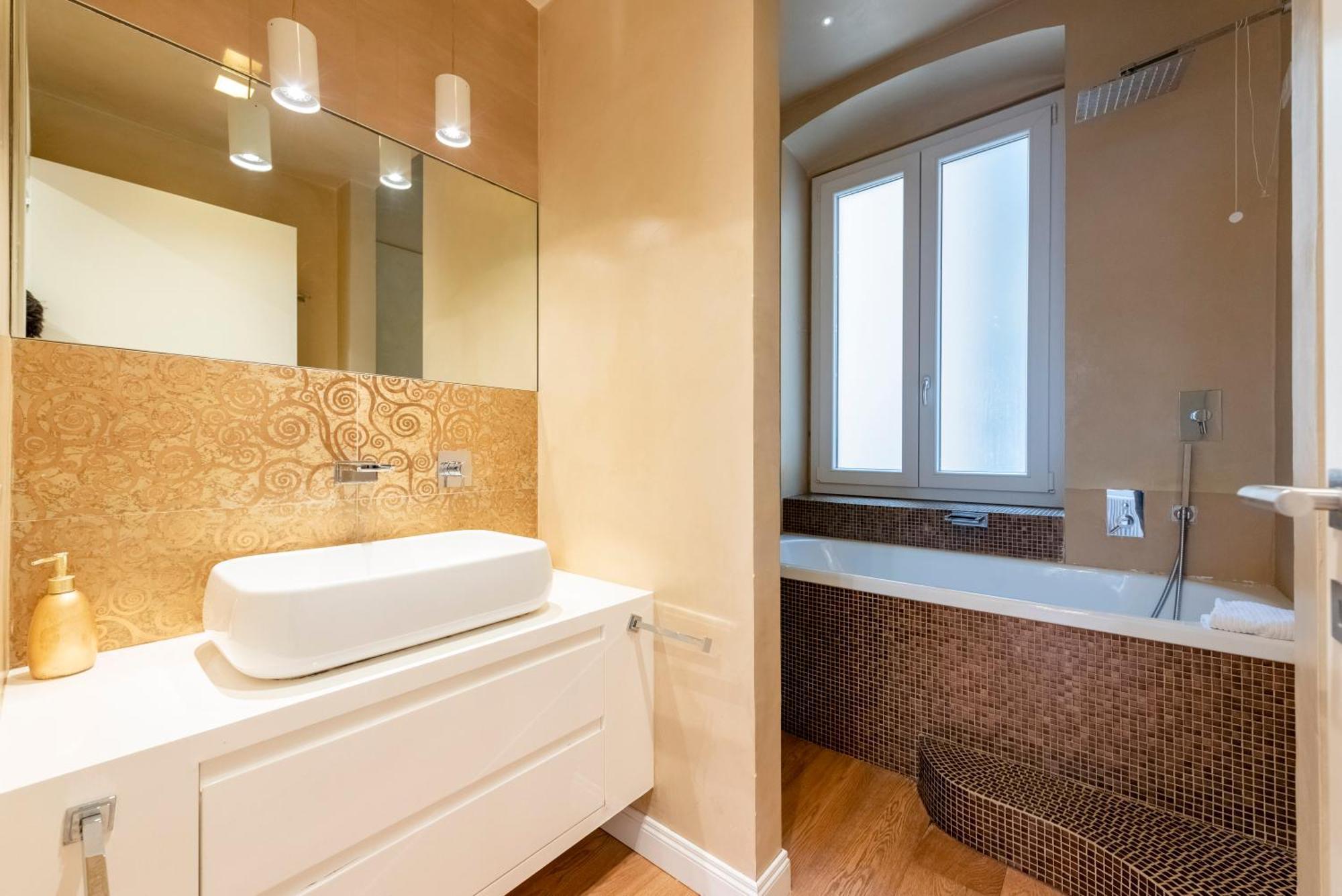 Joivy Family Friendly Apt For 6, Near Royal Palace Museum Genoa Bagian luar foto